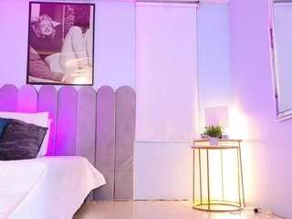 lady-brownn — Camsoda recorded stream screenshot (12 Mar 2025)