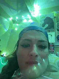 UrHellBri-L — Stripchat recorded stream image, 04.08.2026 06:40