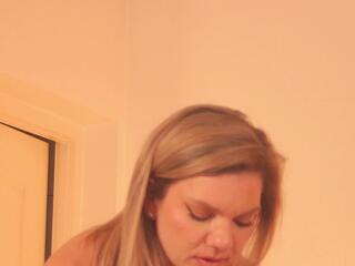Eve Devilish — Flirt4free recorded stream image, 04.08.2026 04:10