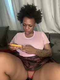 BonnyMolhada — Stripchat recorded stream image, 04.08.2026 12:30