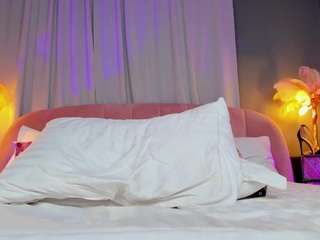 amedeeabanks — Camsoda recorded stream image, 04.08.2026 19:10
