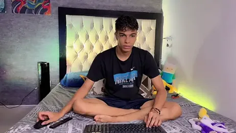 JamesDreams — Stripchat recorded stream image, 06.08.2026 01:00