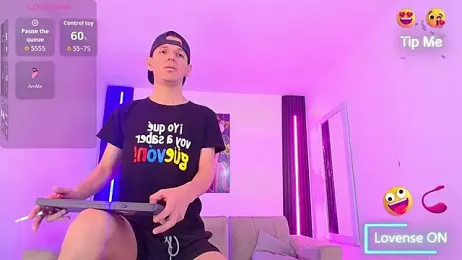 Marcus_and_Tony — Stripchat recorded stream image, 06.08.2026 17:40