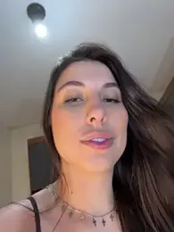Carolini09 — Stripchat recorded stream image, 07.08.2026 22:50
