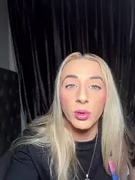 Strongqueen — Stripchat recorded stream image, 09.08.2026 20:30