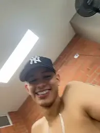 HarryGaze — Stripchat recorded stream image, 10.08.2026 18:20