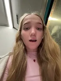bambi_lu — Stripchat recorded stream image, 10.08.2026 19:20
