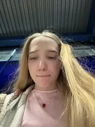 bambi_lu — Stripchat recorded stream image, 10.08.2026 19:20