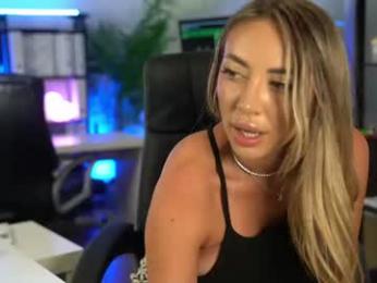 babesgowild — Chaturbate recorded stream image, 11.08.2026 08:30