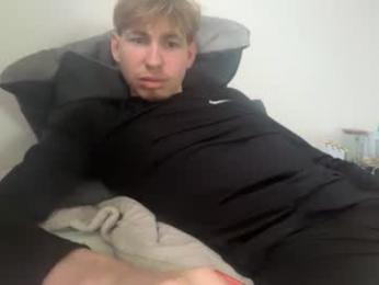 tyler_fox0 — Chaturbate recorded stream image, 14.08.2026 02:30