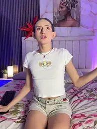 pinky_peach — Stripchat recorded stream image, 14.08.2026 03:10