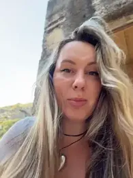 Mona_Plus — Stripchat recorded stream image, 15.08.2026 05:40