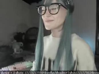 lonelly_lolly98 — Chaturbate recorded stream image, 16.08.2026 03:30
