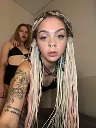 RollingGirls — Stripchat recorded stream image, 17.08.2026 13:00