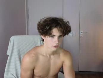 whiteskyy_ — Chaturbate recorded stream image, 19.08.2026 20:30