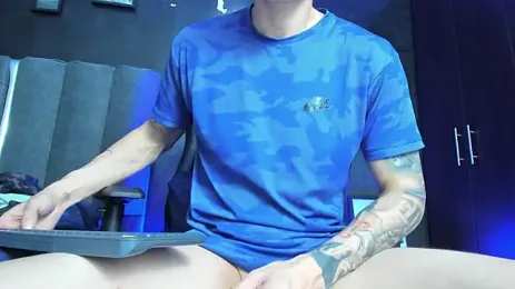 Enzo_Maserati — Stripchat recorded stream image, 20.08.2026 02:50