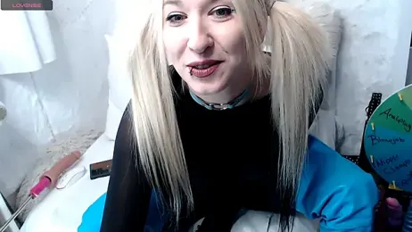 Julia-Sugar — Stripchat recorded stream image, 21.08.2026 14:40