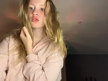 saint_cat25 — Stripchat recorded stream image, 21.08.2026 20:20