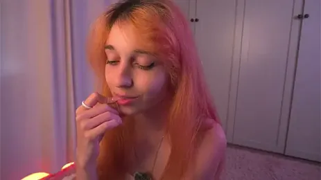 tgirlfoxy — Stripchat recorded stream image, 22.08.2026 06:00