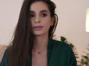 dovia — Chaturbate recorded stream image, 23.08.2026 06:40