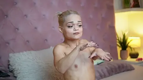 MaiaMini — Stripchat recorded stream image, 23.08.2026 20:20