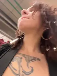 RosieDesire — Stripchat recorded stream image, 24.08.2026 08:00