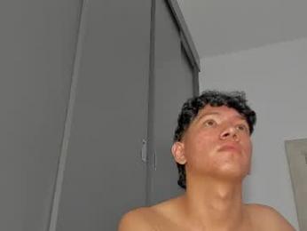 iamjulian_ — Chaturbate recorded stream image, 24.08.2026 14:00