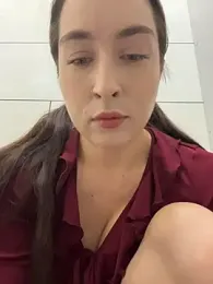 Holly_Play — Stripchat recorded stream image, 25.08.2026 09:00