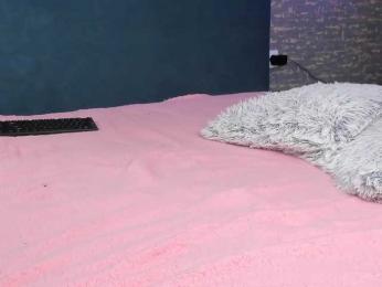 GlitchDoll — Bongacams recorded stream image, 25.08.2026 19:20