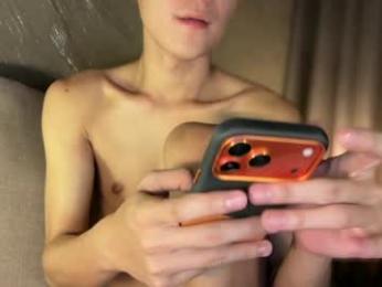 yummyjustine07 — Chaturbate recorded stream image, 26.08.2026 02:00