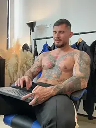 DimitriSullivan_ — Stripchat recorded stream image, 29.08.2026 20:00