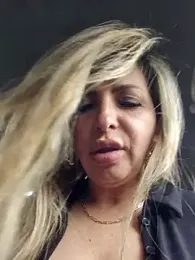 _Abril-Office1 — Stripchat recorded stream image, 13.03.2025 15:40