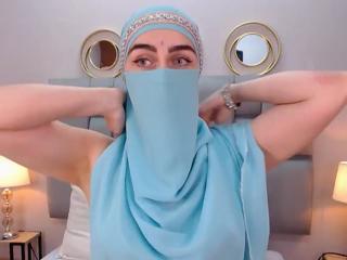 Aliah Manzur — Flirt4free recorded stream screenshot (13 Mar 2025)