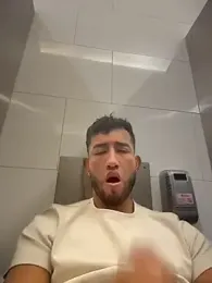 liam_bronw — Stripchat recorded stream image, 02.09.2026 15:20
