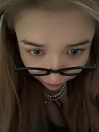 FlashTitsRoyal — Stripchat recorded stream image, 03.09.2026 05:00