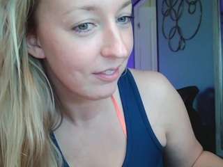lucyallen4201 — Camsoda recorded stream image, 13.03.2025 17:40