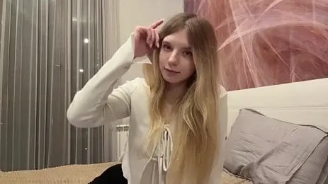 FruityXo — Stripchat recorded stream image, 03.09.2026 17:10