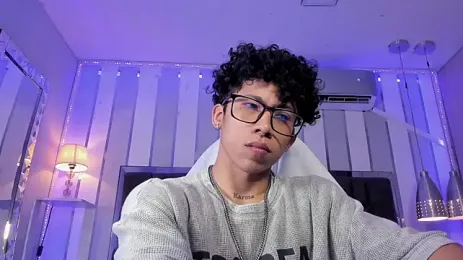 AkazaBoy_ — Stripchat recorded stream image, 05.09.2026 04:10