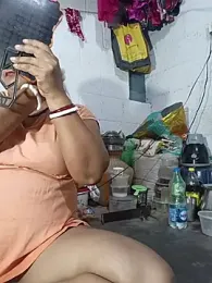 reya743 — Stripchat recorded stream image, 06.09.2026 13:10