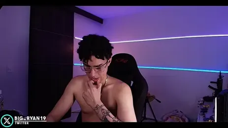 bigryann23 — Stripchat recorded stream image, 09.09.2026 23:30