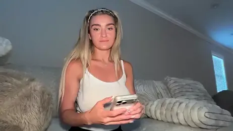 meggsworld — Stripchat recorded stream image, 10.09.2026 13:30