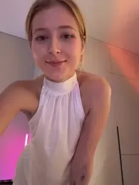 LunaRase — Stripchat recorded stream image, 11.09.2026 07:00