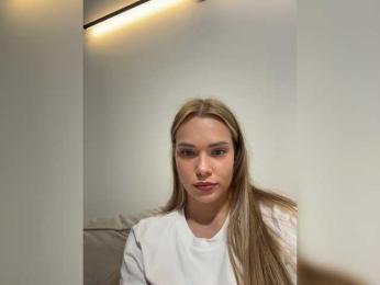 CrystalFairy — Bongacams recorded stream image, 13.09.2026 18:30
