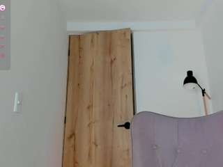 lauracriistina — Camsoda recorded stream screenshot (14 Mar 2025)