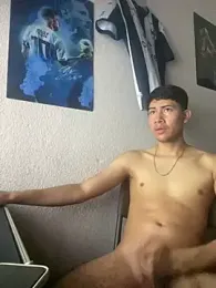 emmarod18 — Stripchat recorded stream image, 17.09.2026 03:10