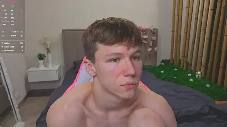 cuMte_boy — Stripchat recorded stream image, 18.09.2026 01:20
