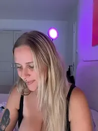 lunawolf21 — Stripchat recorded stream image, 21.09.2026 06:40