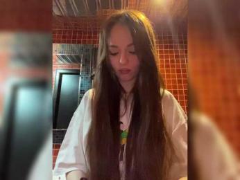 OlivkaVif — Bongacams recorded stream screenshot (14 Mar 2025)