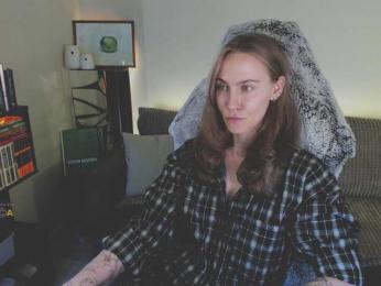 Adamova_Eva — Bongacams recorded stream screenshot (14 Mar 2025)