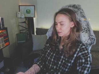 Adamova_Eva — Bongacams recorded stream screenshot (14 Mar 2025)